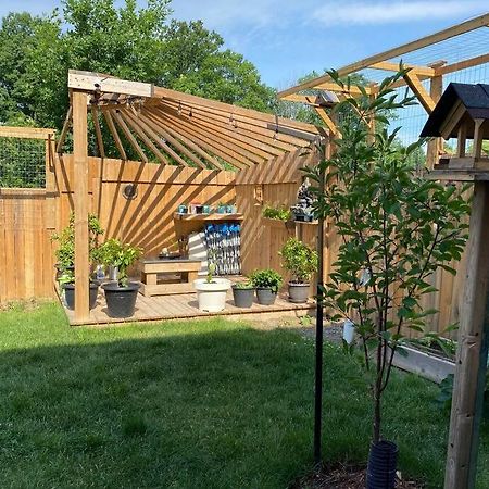 Entire Basement With 3 Bedrooms Καταρράκτες του Νιαγάρα Εξωτερικό φωτογραφία