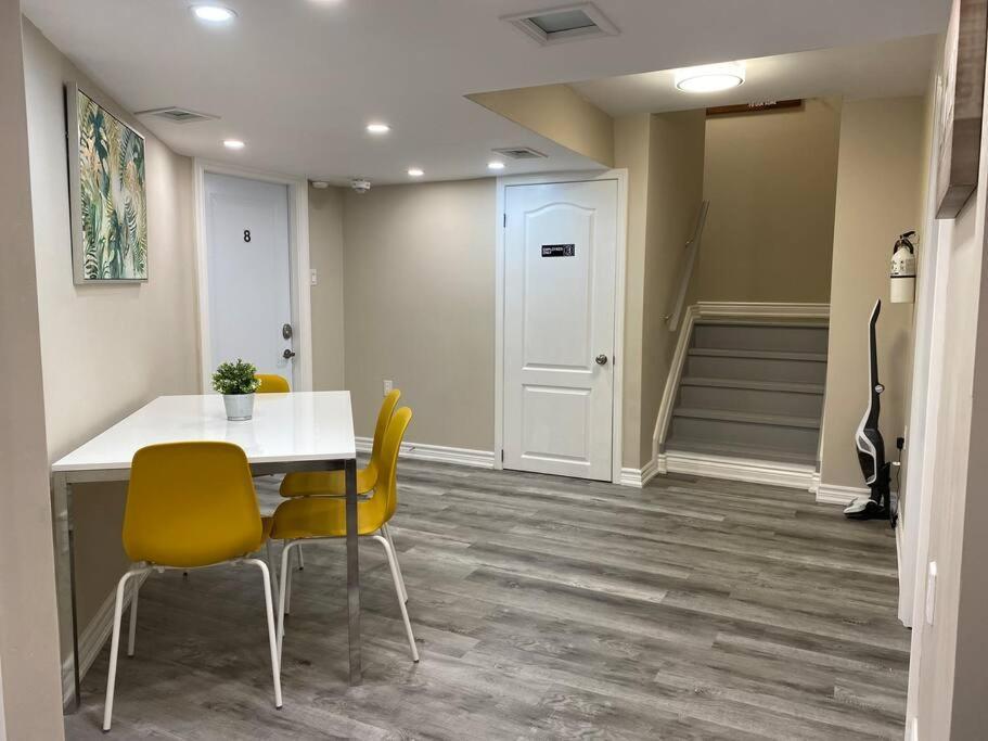 Entire Basement With 3 Bedrooms Καταρράκτες του Νιαγάρα Εξωτερικό φωτογραφία